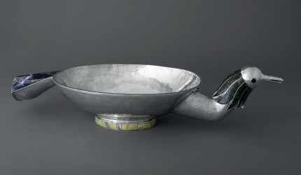 Coupe ovale à l'Oiseau bleu à la crinière verte, 2025