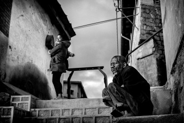 Francis, le gardien de la vieille ville, Fianarantsoa, Madagascar, n° 1/30 - 2020